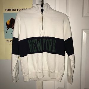 brandy melville new york quarter zip